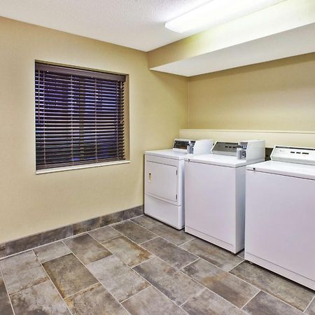 Hampton Inn Gaylord Kültér fotó