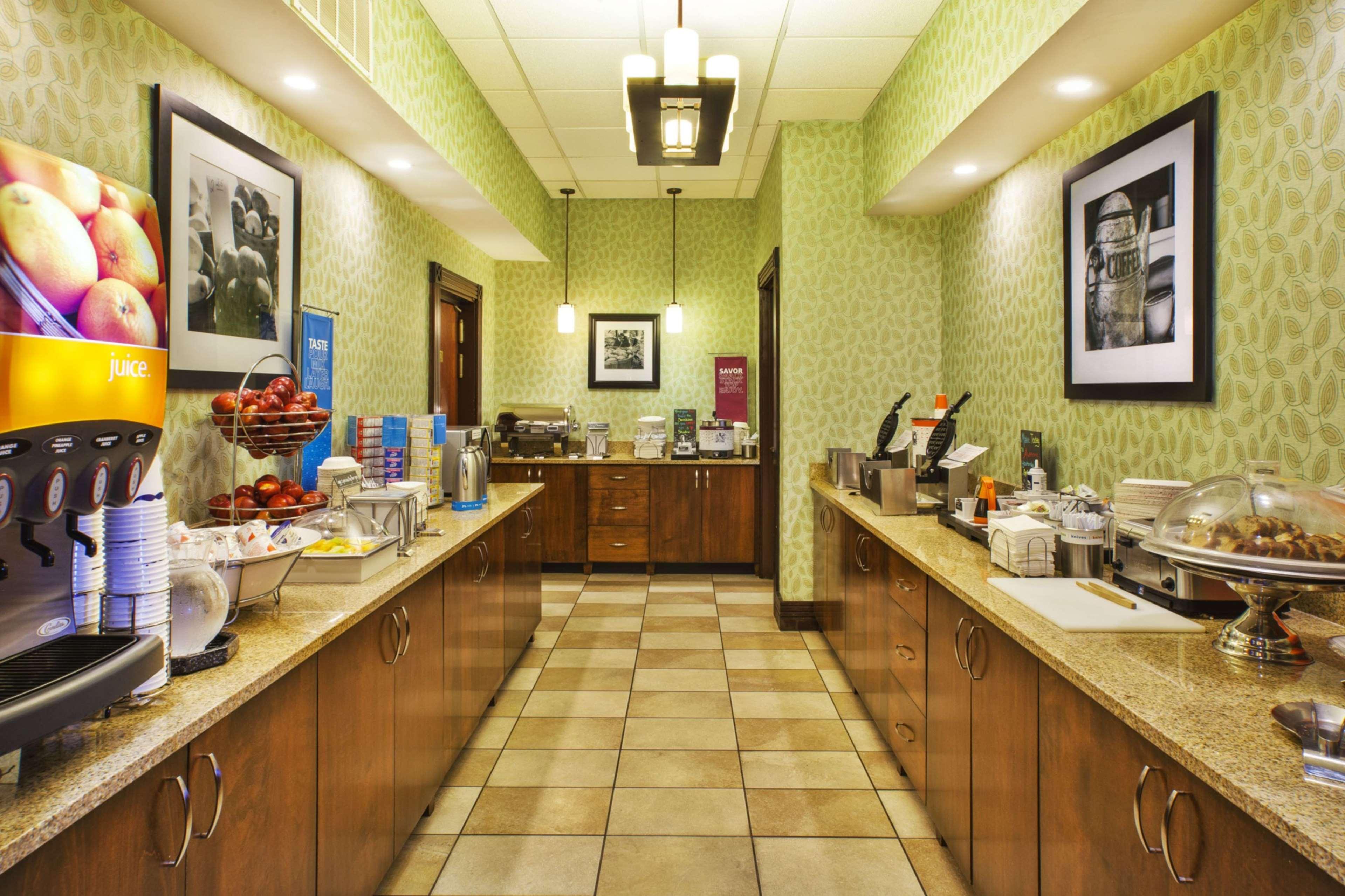 Hampton Inn Gaylord Kültér fotó