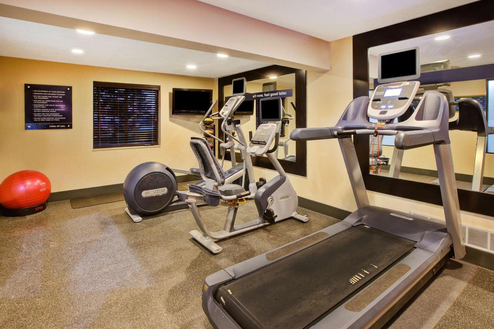 Hampton Inn Gaylord Kültér fotó