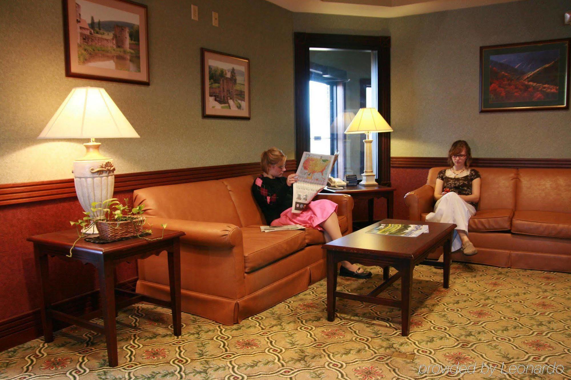 Hampton Inn Gaylord Beltér fotó